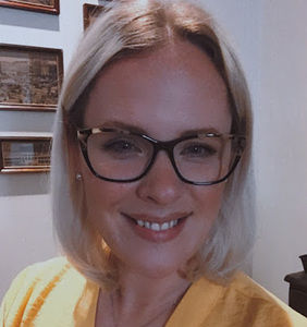 Meet your Posher, Stephanie